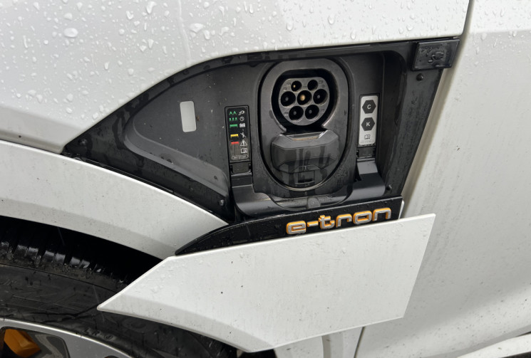 Audi E-TRON 50 QUATTRO BLACK EDITION S-LINE 313 Ch