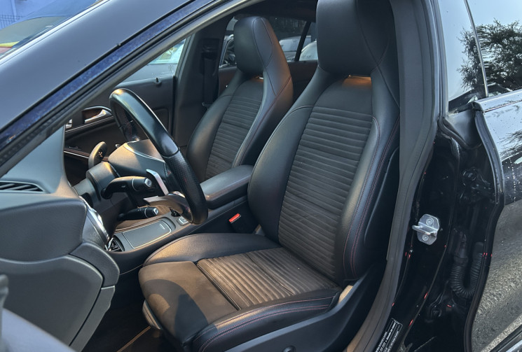 MERCEDES CLA SHOOTING BRAKE 1.6 200 Fascination Pack AMG 156 Ch * TOIT OUVRANT * GPS * SIEGES ELEC
