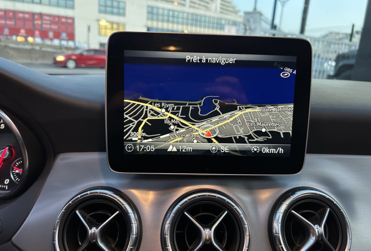 MERCEDES CLA SHOOTING BRAKE 1.6 200 Fascination Pack AMG 156 Ch * TOIT OUVRANT * GPS * SIEGES ELEC