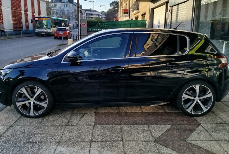 PEUGEOT 308 GT 1.6 THP 16V 205 ch / TOIT PANORAMIQUE