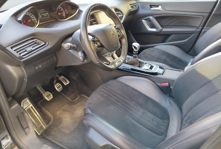 PEUGEOT 308 GT 1.6 THP 16V 205 ch / TOIT PANORAMIQUE