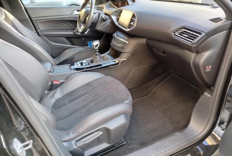 PEUGEOT 308 GT 1.6 THP 16V 205 ch / TOIT PANORAMIQUE