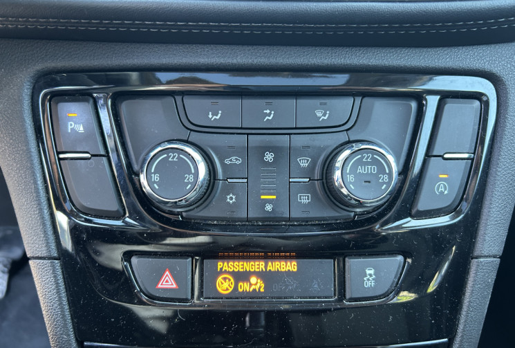 OPEL MOKKA X 1.4 i Turbo 140 Ch Color Edition 4x2 * TOIT OUVRANT * CAMERA * GPS