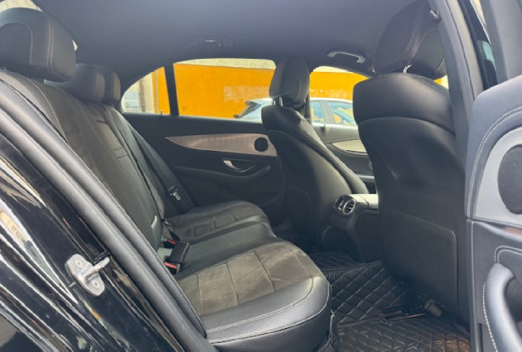 Mercedes CLASSE E  350e AMG 2.0 i 16V 286 Plug in hybrid 9G-TRONIC 211 cv origine France / CARPLAY 
