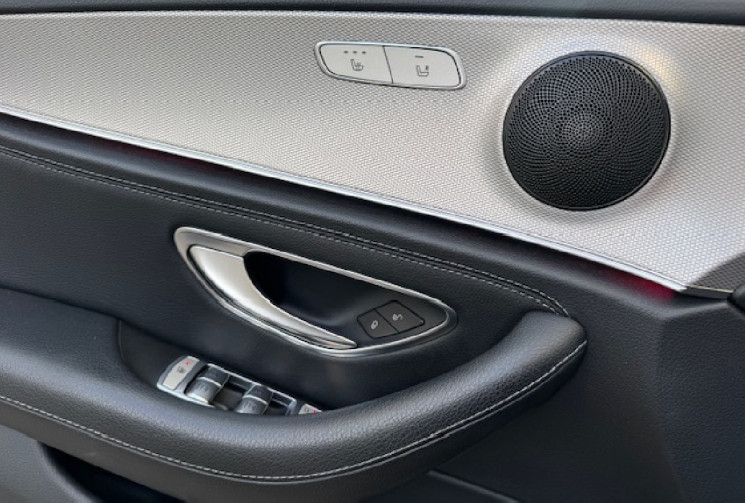 Mercedes CLASSE E  350e AMG 2.0 i 16V 286 Plug in hybrid 9G-TRONIC 211 cv origine France / CARPLAY 
