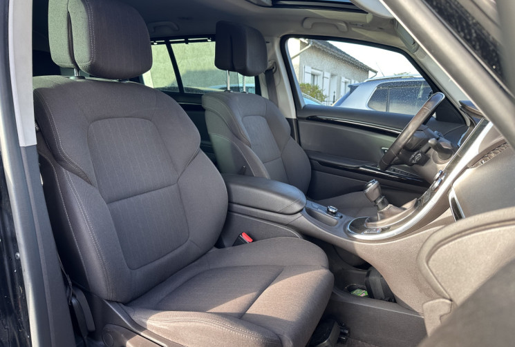 Renault ESPACE V 1.6 dCi 130 cv ENERGY LIFE ECO2 - CAMERA -