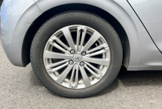 Peugeot 208  I Phase 2 1.2 VTi 82 cv ALLURE