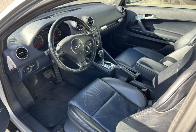 AUDI A3 3.2 V6 250ch Ambition Luxe Quattro DSG6 3p