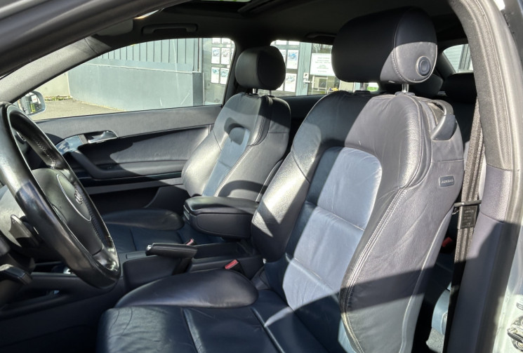 AUDI A3 3.2 V6 250ch Ambition Luxe Quattro DSG6 3p