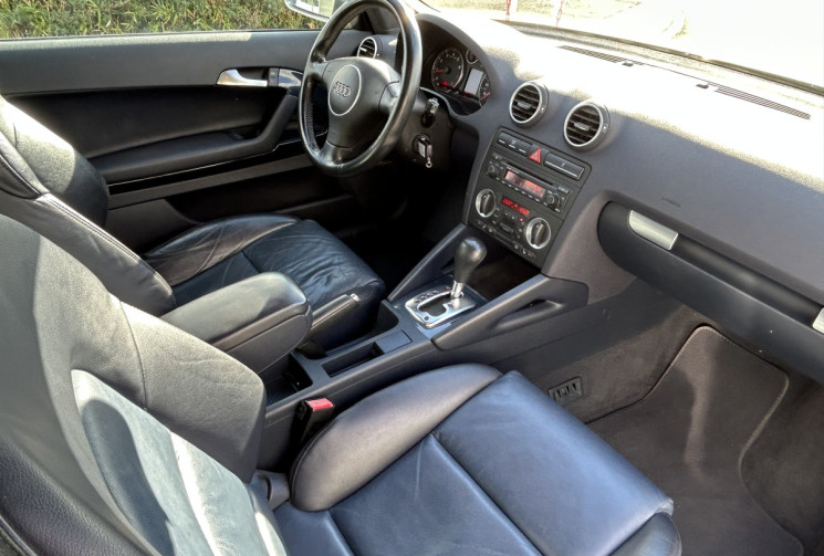 AUDI A3 3.2 V6 250ch Ambition Luxe Quattro DSG6 3p