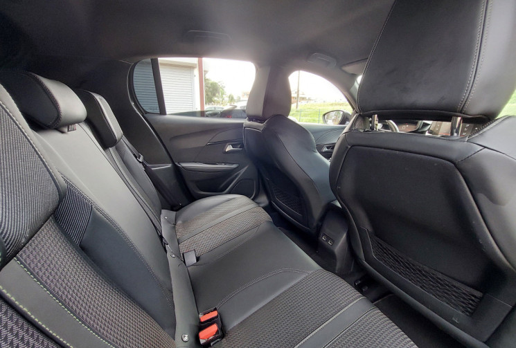 Peugeot 208 1.5 BlueHDi 100 cv S&S GT Line // Faible kilométrage  // Première main