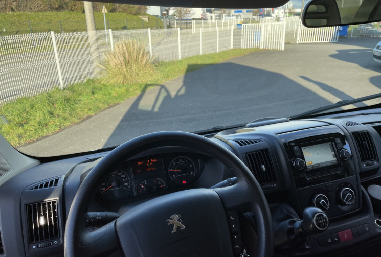 PEUGEOT BOXER 2.0 Blue HDi  163 CV  CAISSE NEUVE