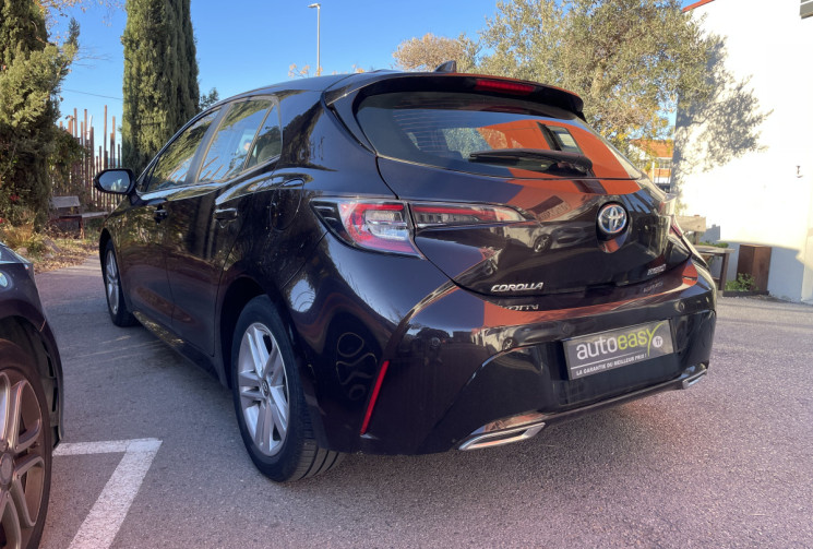 TOYOTA COROLLA 2.0 VVT-i 180 cv hybrid hybride / suivi complet Toyota / Garantie constructeur 