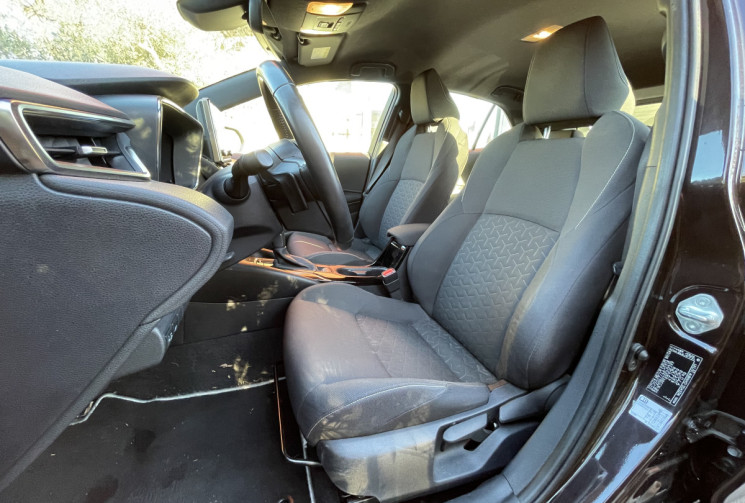TOYOTA COROLLA 2.0 VVT-i 180 cv hybrid hybride / suivi complet Toyota / Garantie constructeur 