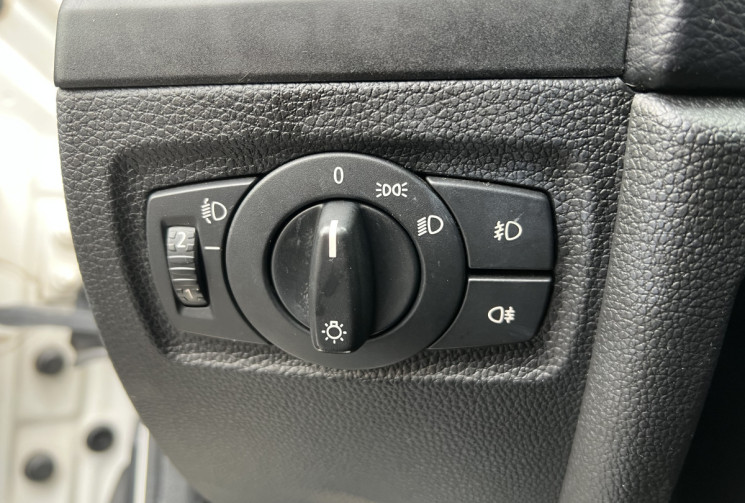 BMW Série 1 (E81) 118d 2.0 d 143 Ch