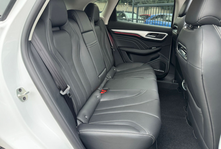 MG MARVEL R EV / 180 CH / LUXURY / 70KWH