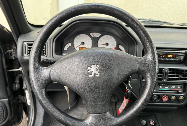 PEUGEOT 106 1.6 GTI 16V 120 CV