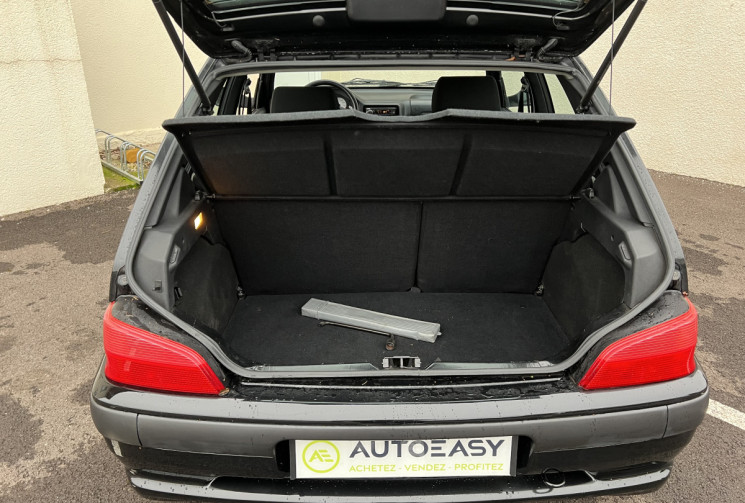 PEUGEOT 106 1.6 GTI 16V 120 CV