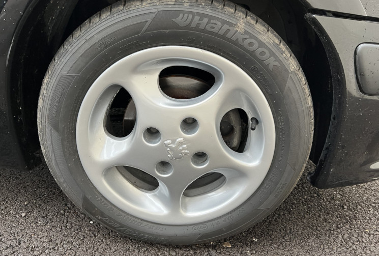 PEUGEOT 106 1.6 GTI 16V 120 CV