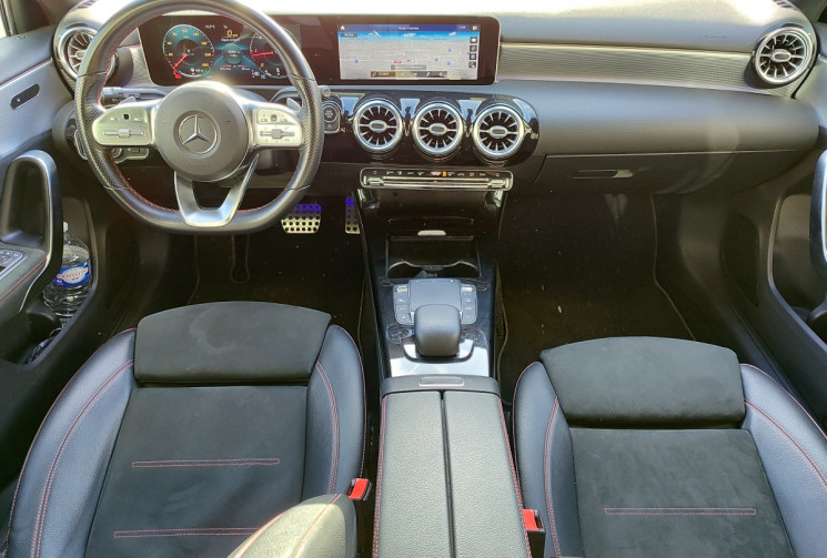 Mercedes Classe A 220d 190 Ch AMG Line / SUIVI MERCEDES