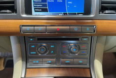 Jaguar XF 3.0 V6 240 ch Luxe