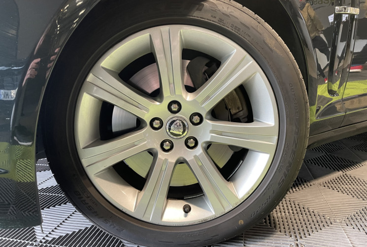 Jaguar XF 3.0 V6 240 ch Luxe