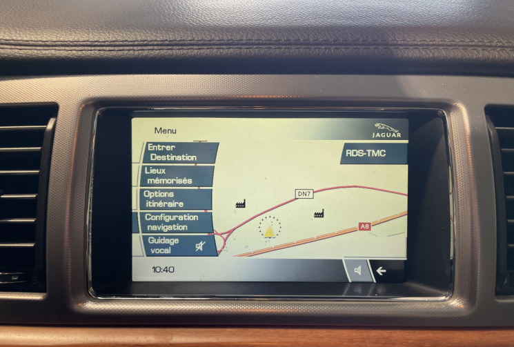 Jaguar XF 3.0 V6 240 ch Luxe