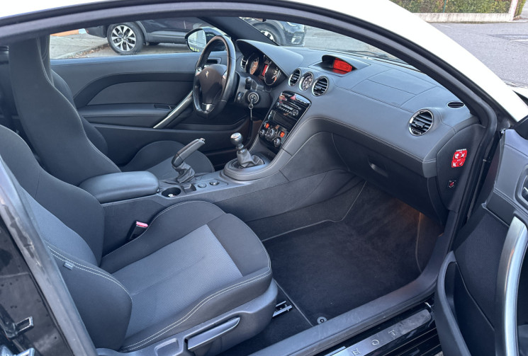 Peugeot RCZ 1.6 16v 156CH