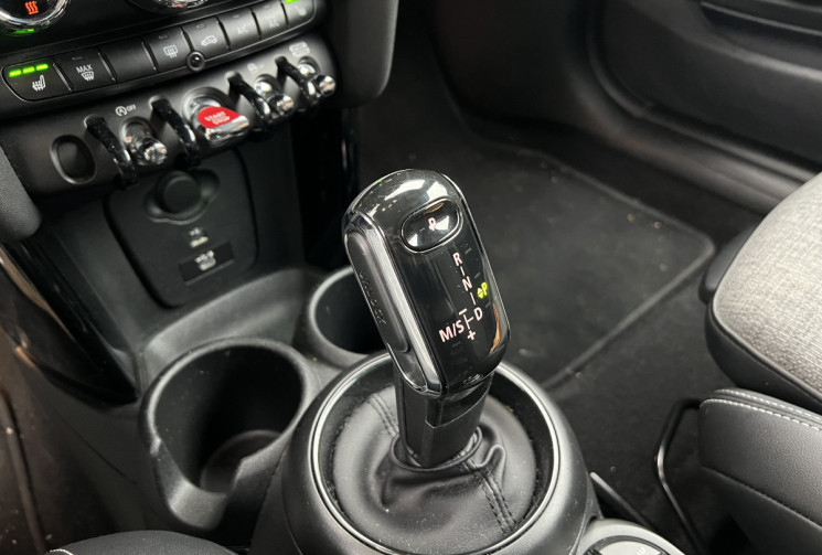 Mini Cooper S Cabriolet Edition Camden 178 BVA7 LCI 2 / Sièges Chauffants / ATH / Carplay