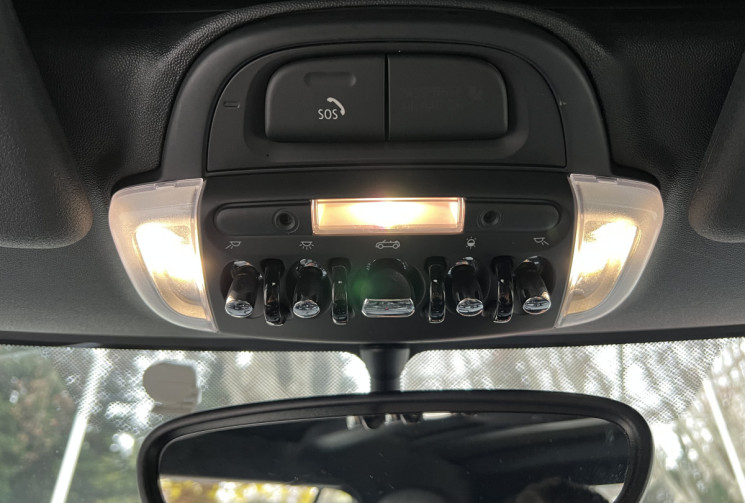 Mini Cooper S Cabriolet Edition Camden 178 BVA7 LCI 2 / Sièges Chauffants / ATH / Carplay