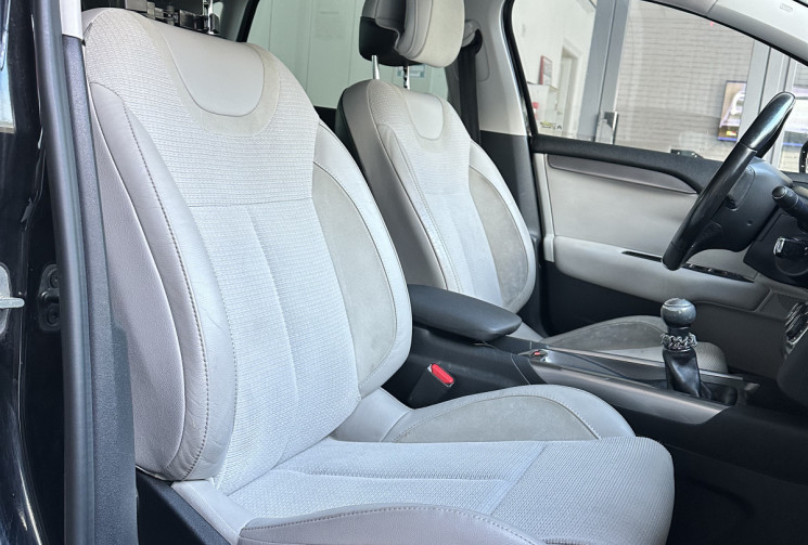 Citroën C4 1.6 VTI 120 EXCLUSIVE