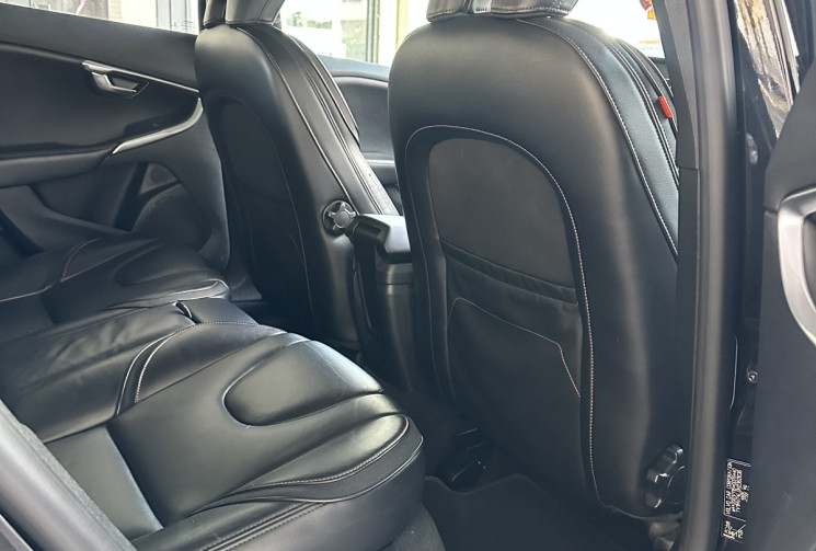 VOLVO V40 120 GEARTRONIC
