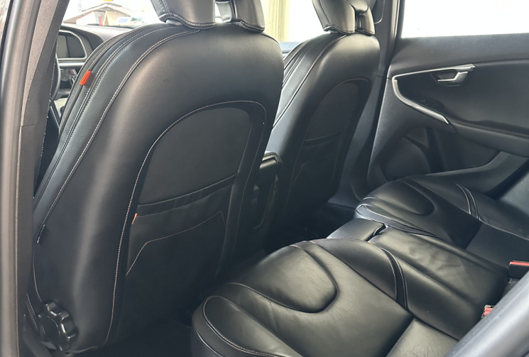 VOLVO V40 120 GEARTRONIC