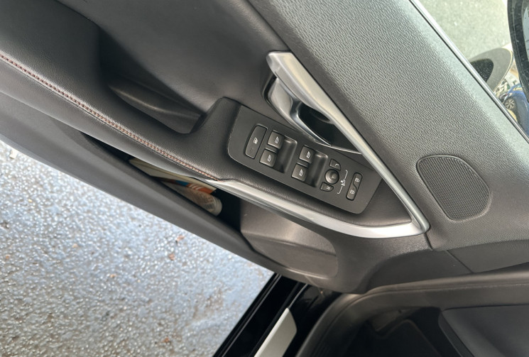 VOLVO V40 120 GEARTRONIC
