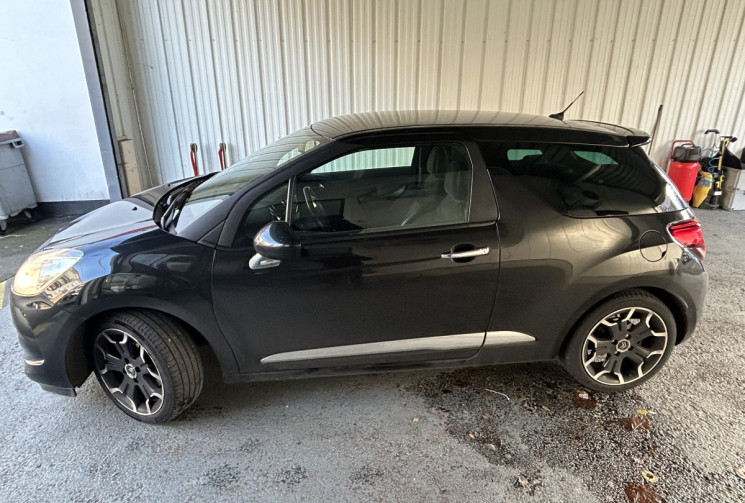 CITROEN DS3 1.6 112 SO CHIC 