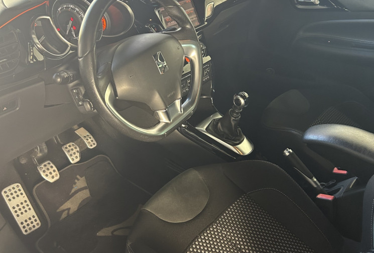 CITROEN DS3 1.6 112 SO CHIC 