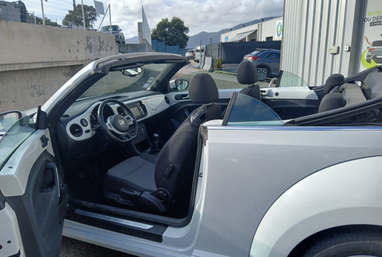 VOLKSWAGEN COCCINELLE  II Coccinelle Cabriolet 1.6 TDI 105 GARANTIE 6 MOIS 