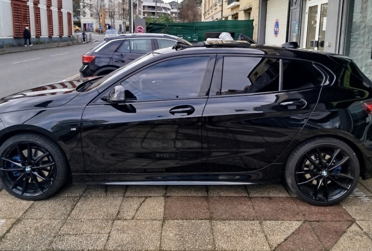BMW Série 1 F40 120 i 2.0 178 ch Pack M / TOIT OUVRANT PANORAMIQUE 