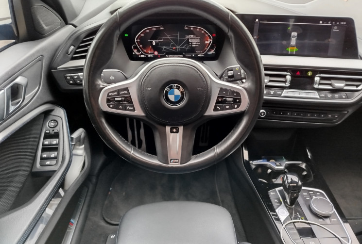 BMW Série 1 F40 120 i 2.0 178 ch Pack M / TOIT OUVRANT PANORAMIQUE 