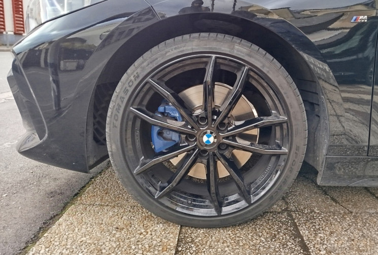 BMW Série 1 F40 120 i 2.0 178 ch Pack M / TOIT OUVRANT PANORAMIQUE 