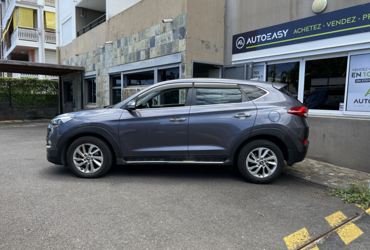 Hyundai TUCSON  III 2.0 CRDi 136 cv EXECUTIVE