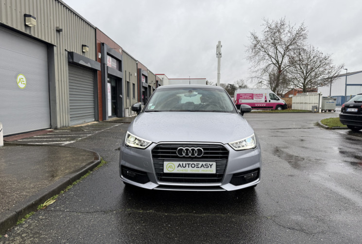 Audi A1 1.6 TDI 116 Sportback Ambiente / LED / SIEGES CHAUFFANTS