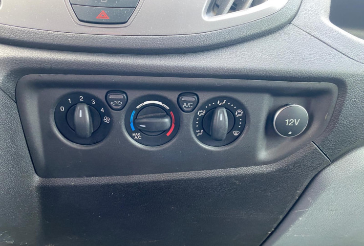 FORD TRANSIT 2.0tdci 105 ch trend businesss clim L2H2 ecoblue bv6