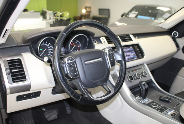 LAND-ROVER RANGE ROVER SPORT II 3.0 SDV6 292Ch 4WD S&S Finition HSE 