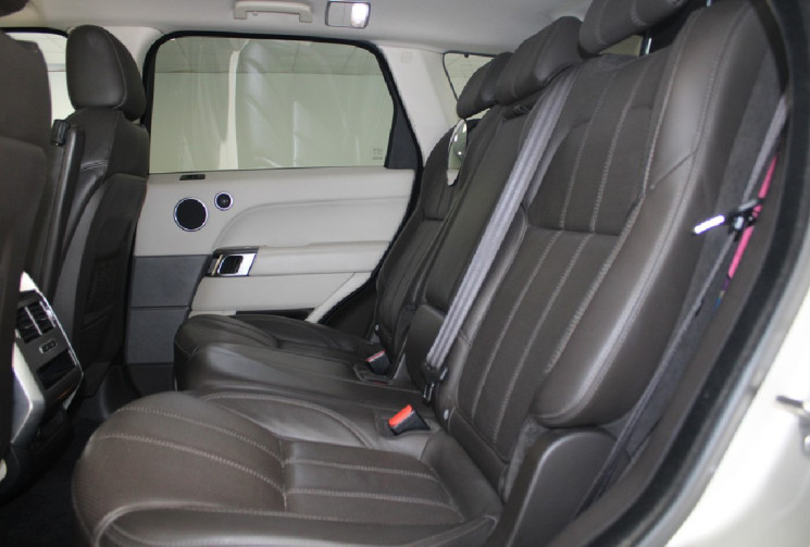 LAND-ROVER RANGE ROVER SPORT II 3.0 SDV6 292Ch 4WD S&S Finition HSE 