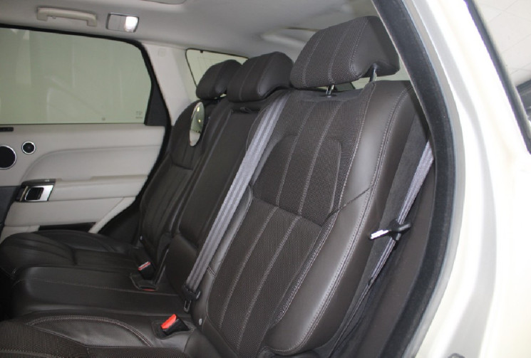LAND-ROVER RANGE ROVER SPORT II 3.0 SDV6 292Ch 4WD S&S Finition HSE 