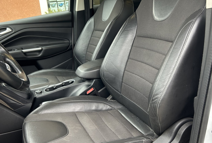 Ford Kuga TITANIUM 2.0 TDCI 150 cv 4x4 Garantie 1 an
