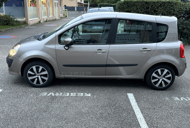Renault GRAND MODUS 1.2 16v 75 ch Dynamique CLIM / DISTRIB NEUVE / Etat excellent