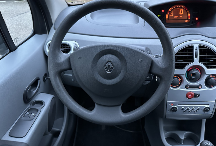 Renault GRAND MODUS 1.2 16v 75 ch Dynamique CLIM / DISTRIB NEUVE / Etat excellent