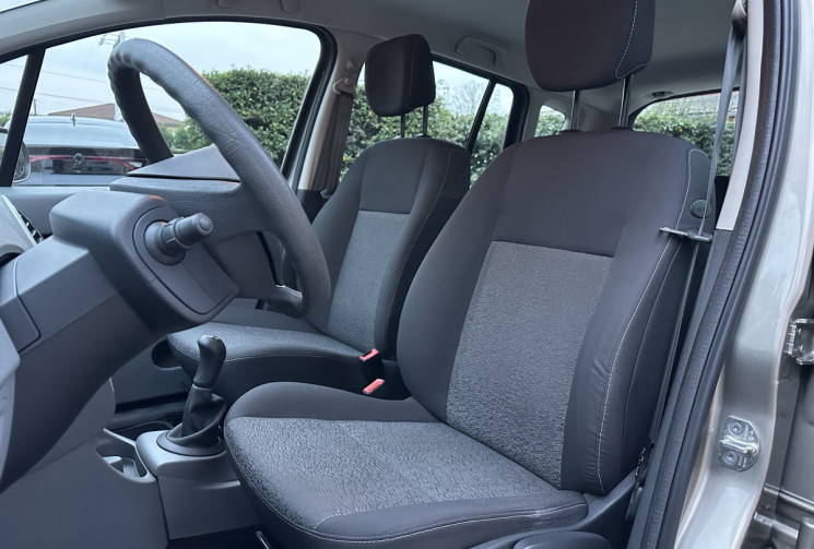 Renault GRAND MODUS 1.2 16v 75 ch Dynamique CLIM / DISTRIB NEUVE / Etat excellent